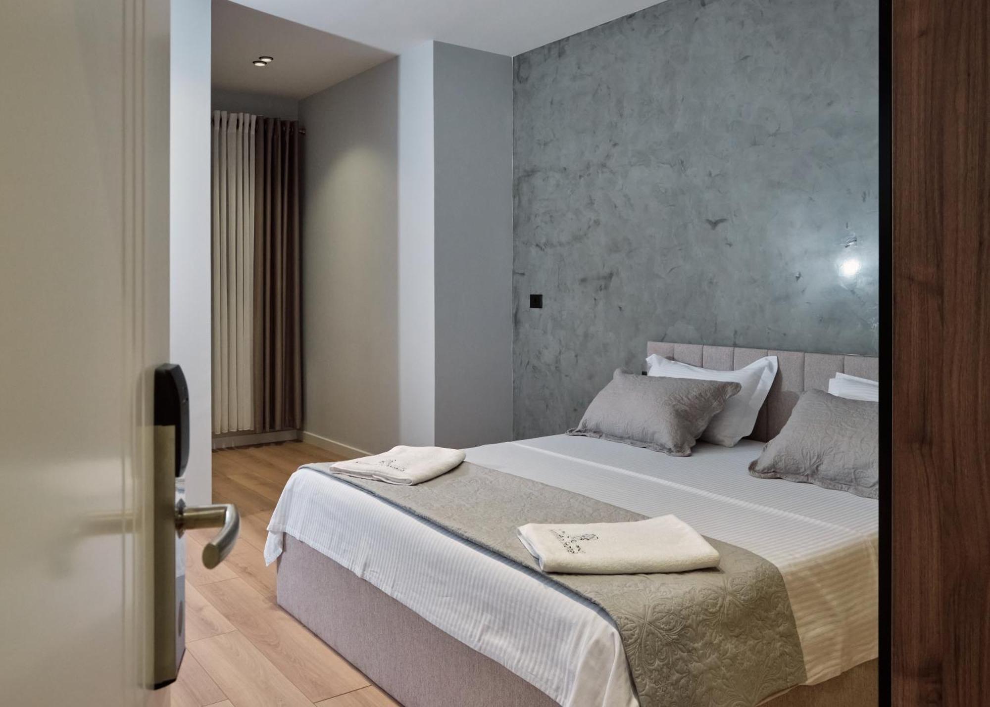Hotel Montflux Boks