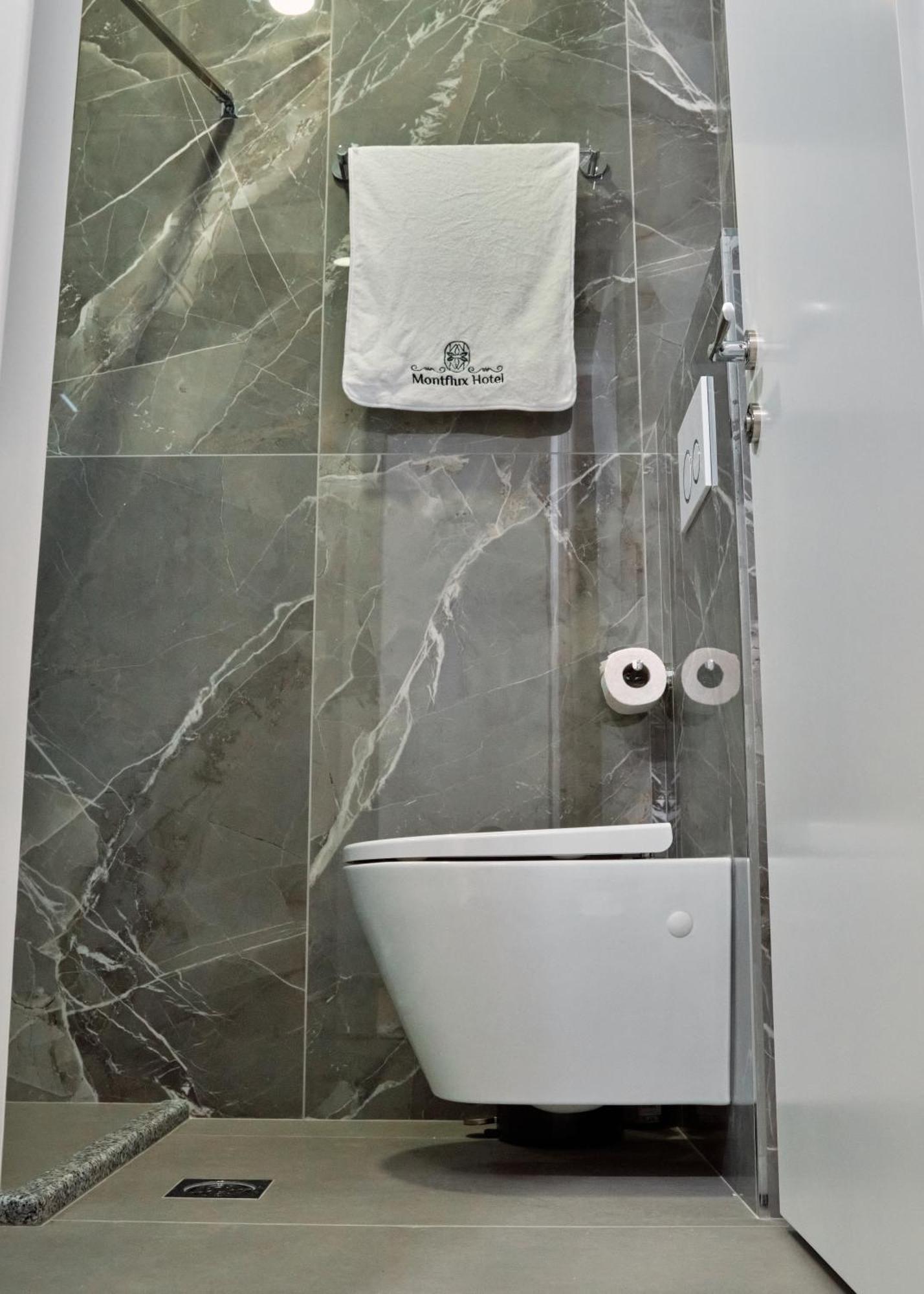 Montflux Hotel 4*