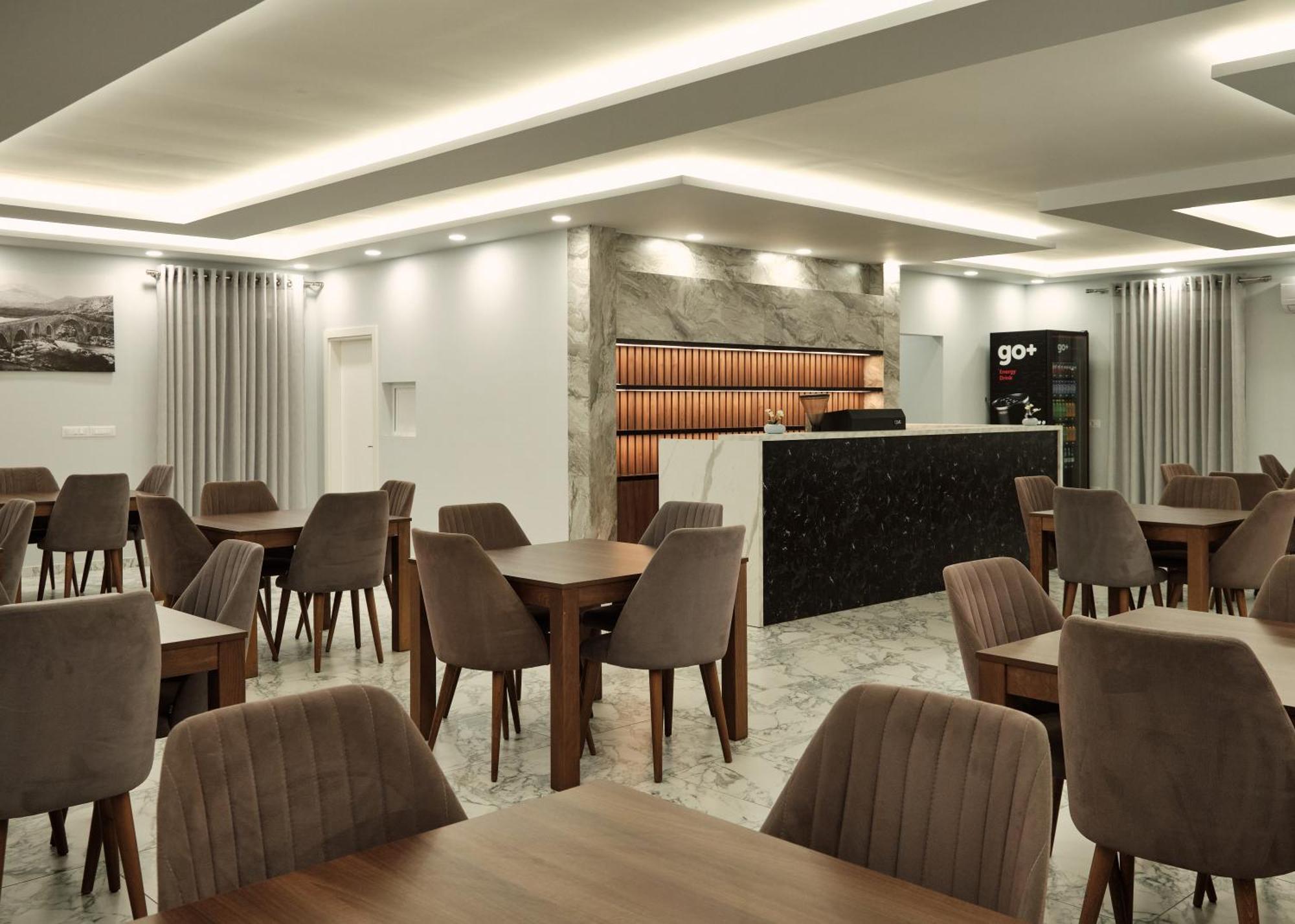 Hotel Montflux 4*