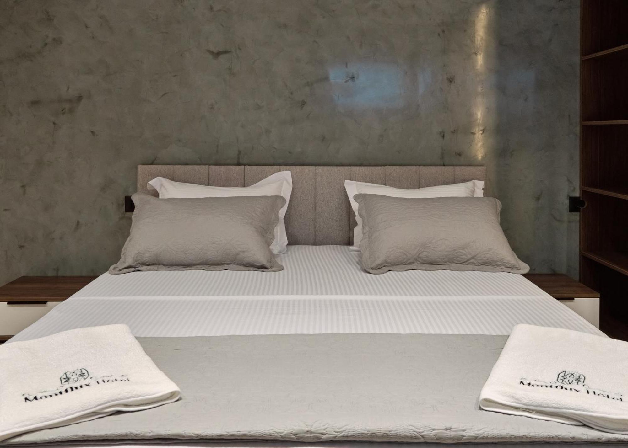 Montflux Hotel Boks